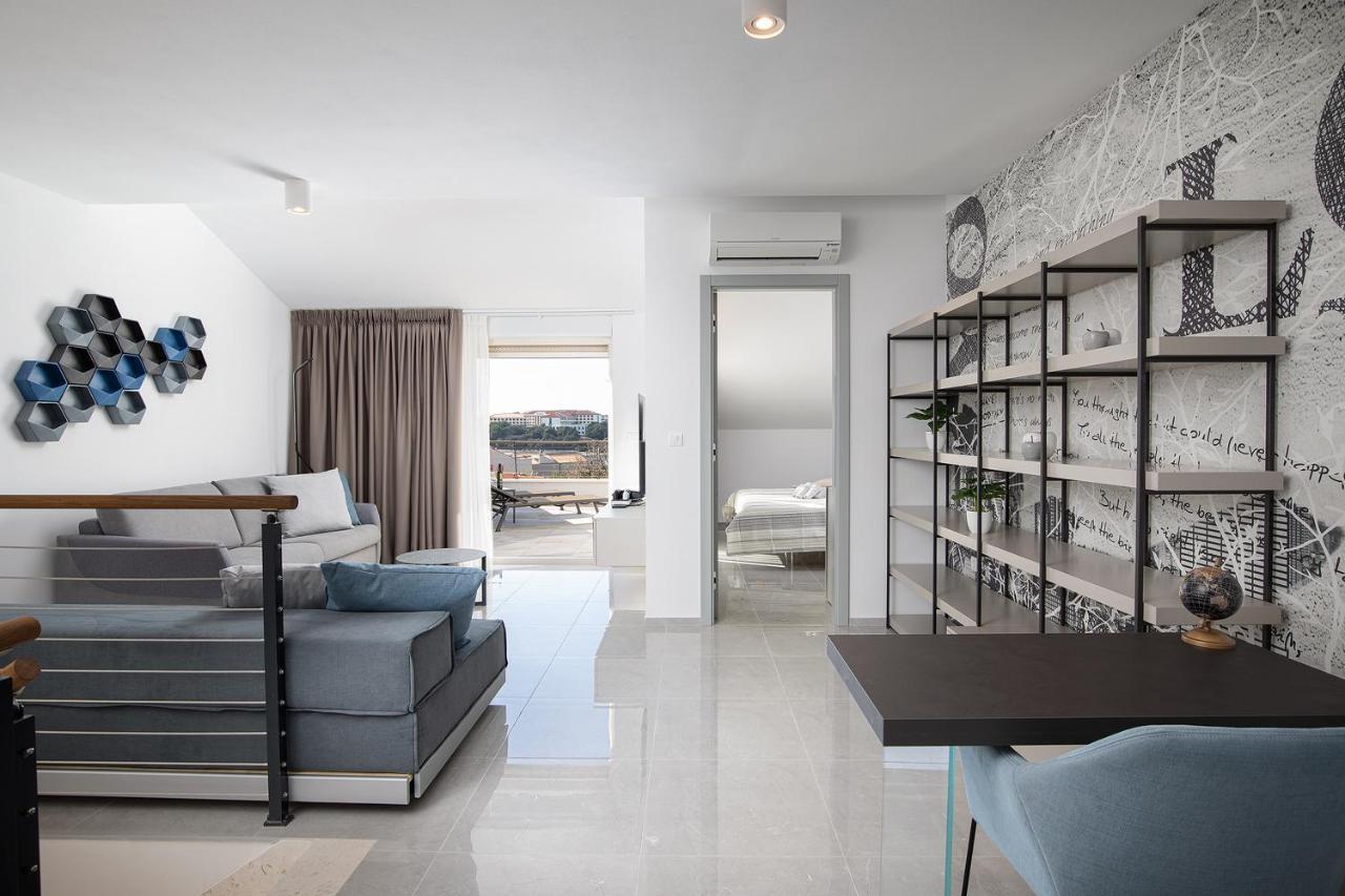 Apartman Damjan Pjescana Uvala Luaran gambar